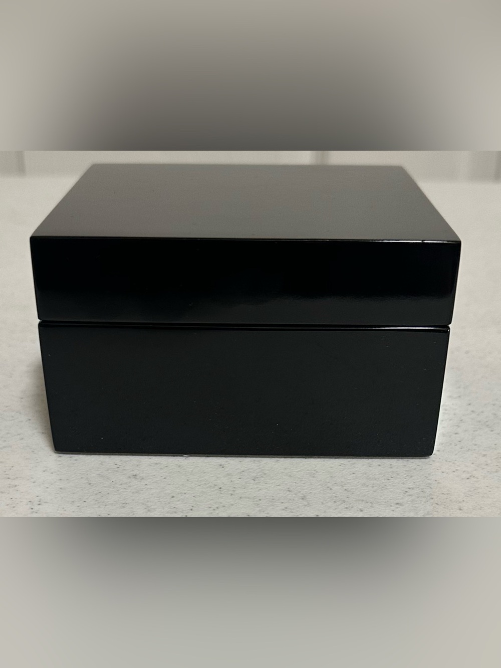 Ted Baker Black Laquer Jewelry Box w/ Rose Gold Bow - Picture 6 of 8